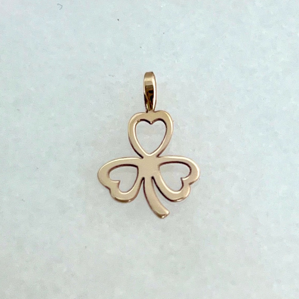 10K Yellow Gold Small Heart Clover Charm Pendant - New